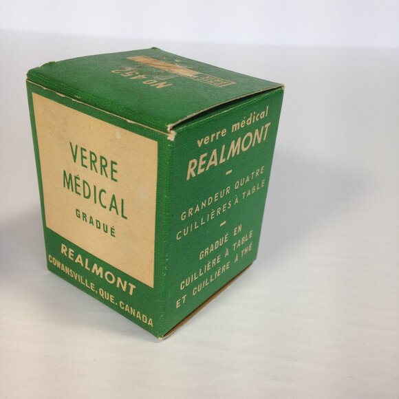 Vintage Graduated Medicine Glass Realmont England No.452 NEW OLD STOCK WITH BOX - Picture 5 of 7